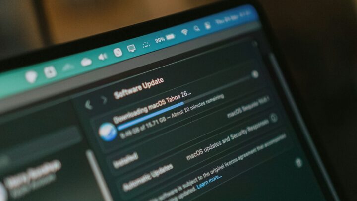The Sims 4: Jak instalować mody i dodatki? Kompletny przewodnik krok po kroku