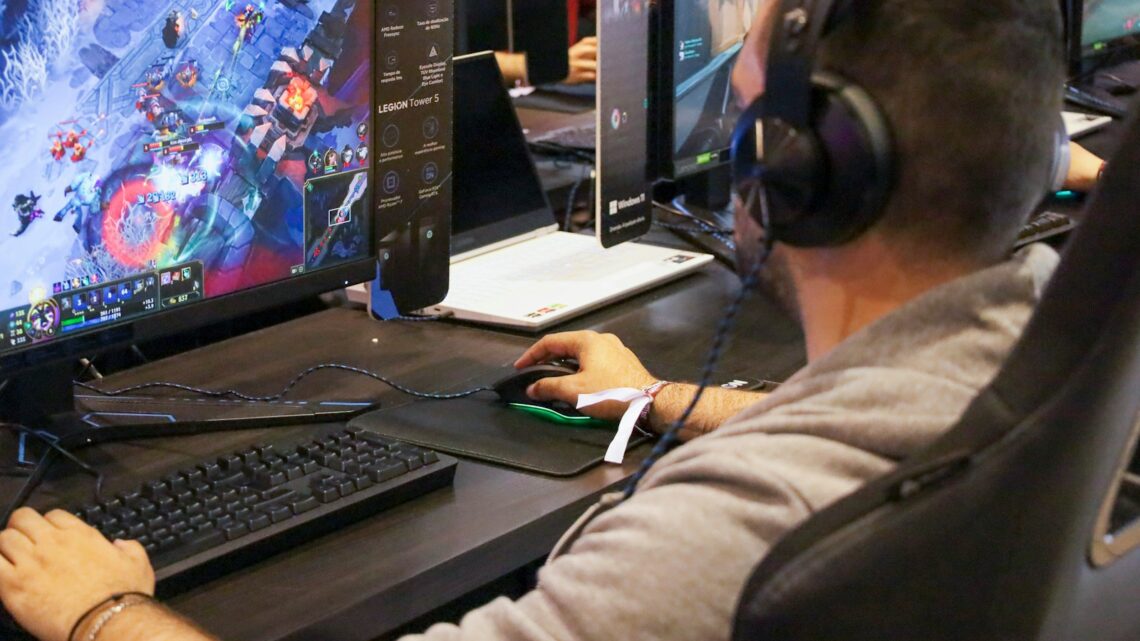 DOTA 2: Jaką rolę wybrać i jak opanować wybraną pozycję?