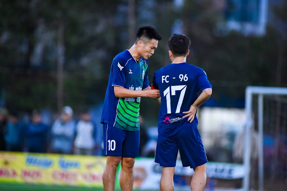 EA Sports FC 25 – Jak skutecznie zarządzać kartami zawodników w Ultimate Team, aby zmaksymalizować zyski?