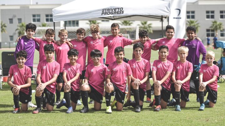 EA Sports FC 25: Jak zbudować wszechstronny skład w Ultimate Team, łącząc młode talenty z doświadczonymi weteranami?