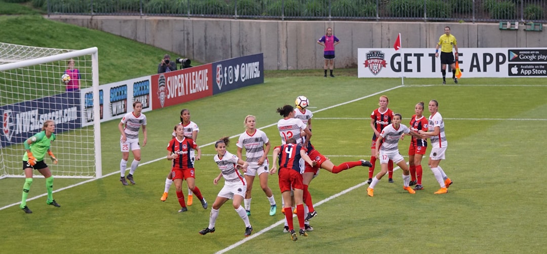 EA Sports FC 25: Jak zdobyć najlepszych obrońców w Ultimate Team za rozsądną cenę?