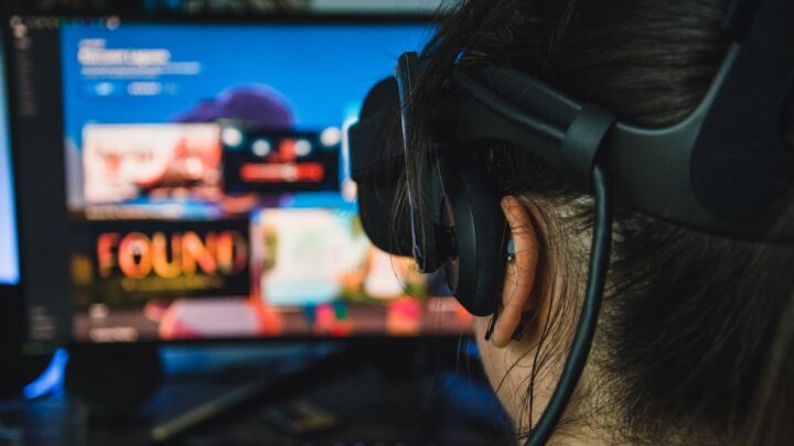 VR dla początkujących: Jakie są najlepsze darmowe gry i aplikacje na PC, aby rozpocząć przygodę z wirtualną rzeczywistością?
