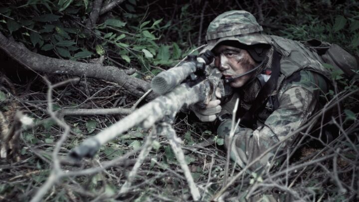 Counter-Strike 2: Zaawansowane techniki celowania i strzelania z karabinów snajperskich (AWP, Scout)