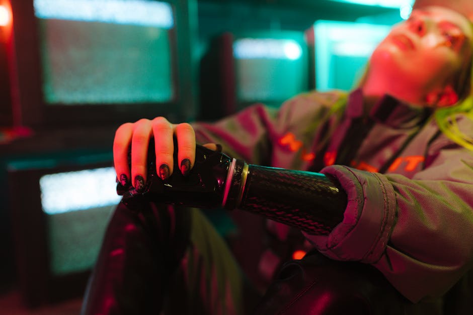 Cyberpunk 2077: Jakie decyzje fabularne mają największy wpływ na zakończenie i relacje z postaciami?