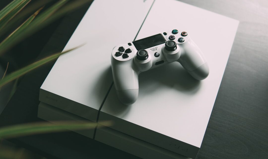 Jak używać funkcji Share Play na PlayStation? Przewodnik po współdzieleniu gier i lokalnej kooperacji online.