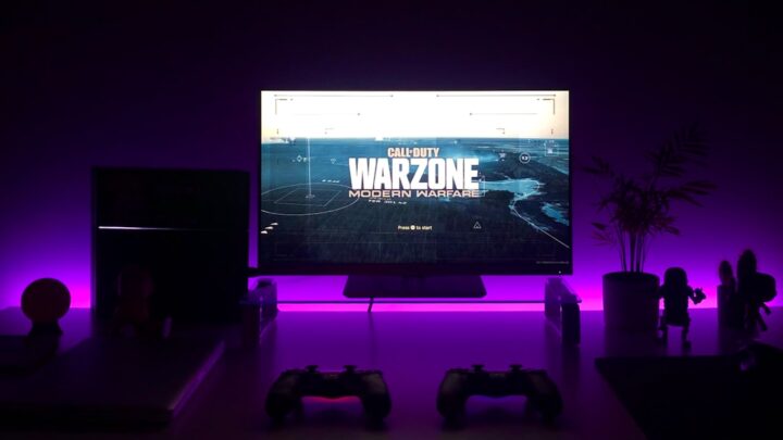 Monitory ultrawide i wielomonitorowe stanowiska gamingowe: Czy warto inwestować w rozszerzone pole widzenia?