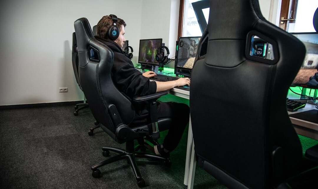 Jak tworzyć i rozwijać markę osobistą jako streamer gier? Poradnik budowania tożsamości i angażowania społeczności.
