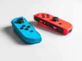 red and blue nintendo switch