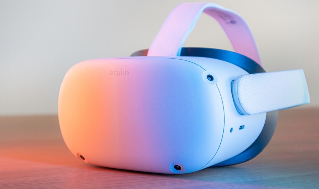 VR – Recenzja i porównanie przenośnych gogli VR typu Standalone: Oculus Quest 3 vs Pico 4. Które wybrać do gier i multimediów?
