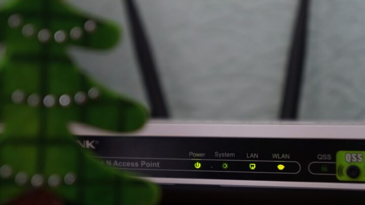 Jak dobrać odpowiedni router gamingowy? Poradnik wyboru sprzętu dla najlepszej stabilności i niskiego pingu w grach online