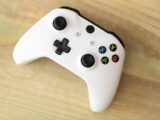 white xbox one game controller