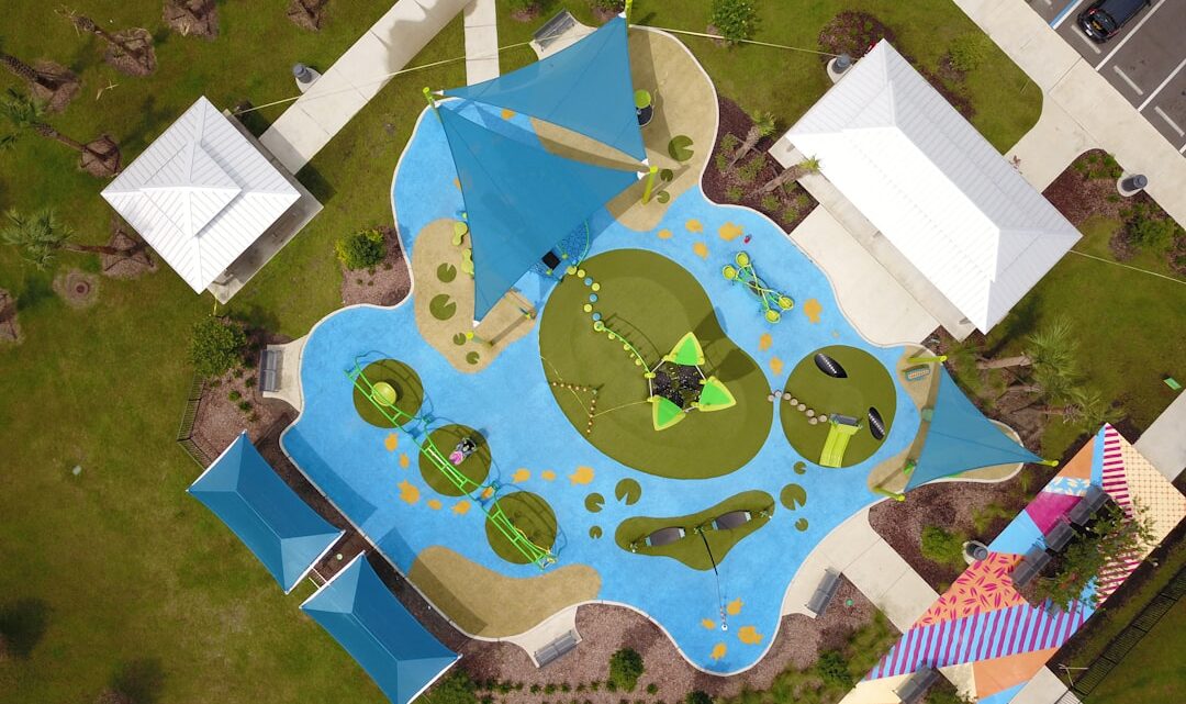 The Sims 4: Jak skutecznie zarządzać wieloma rodzinami i dziedziczeniem w długoterminowej rozgrywce.
